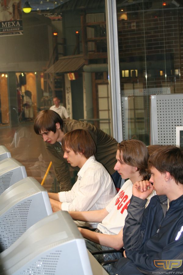 Neytpoh и Quai чиркают карты Neytpoh и Quai чиркают карты