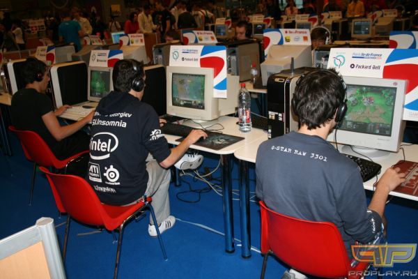 Хот: Вперед, Инсо! Хот: Вперед, Инсо!