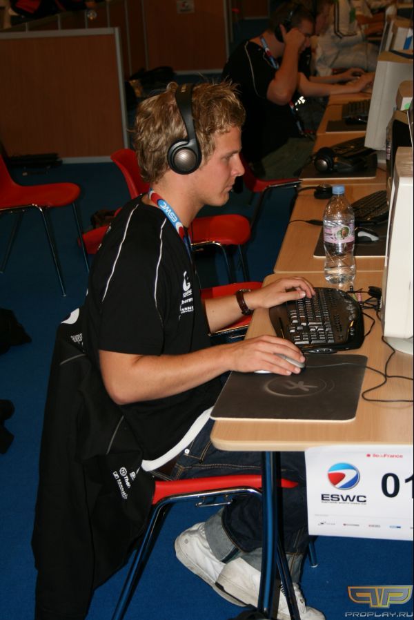 h2k.Thermaltake в действии h2k.Thermaltake в действии