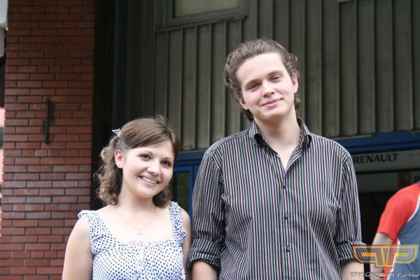 Уже лучше, но Дима явно недоволен Уже лучше, но Дима явно недоволен