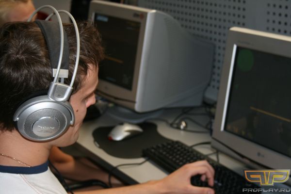 Flatra задумался над ответом Flatra задумался над ответом