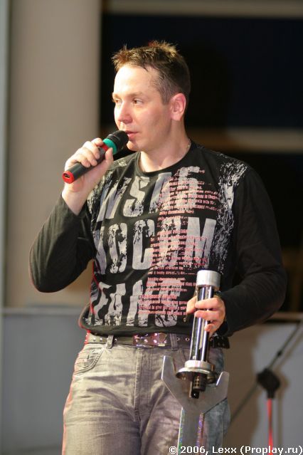 Блин, он не умер :( Блин, он не умер :(