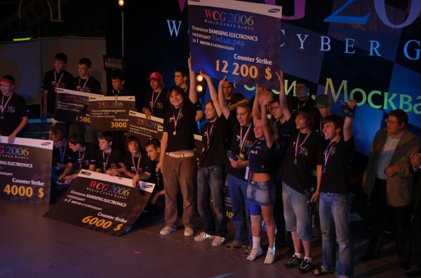 We are the champions, my friends We are the champions, my friends