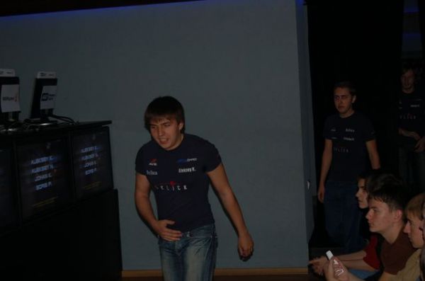 Lex изображает репперов, Нелепости это не нравится Lex изображает репперов, Нелепости это не нравится