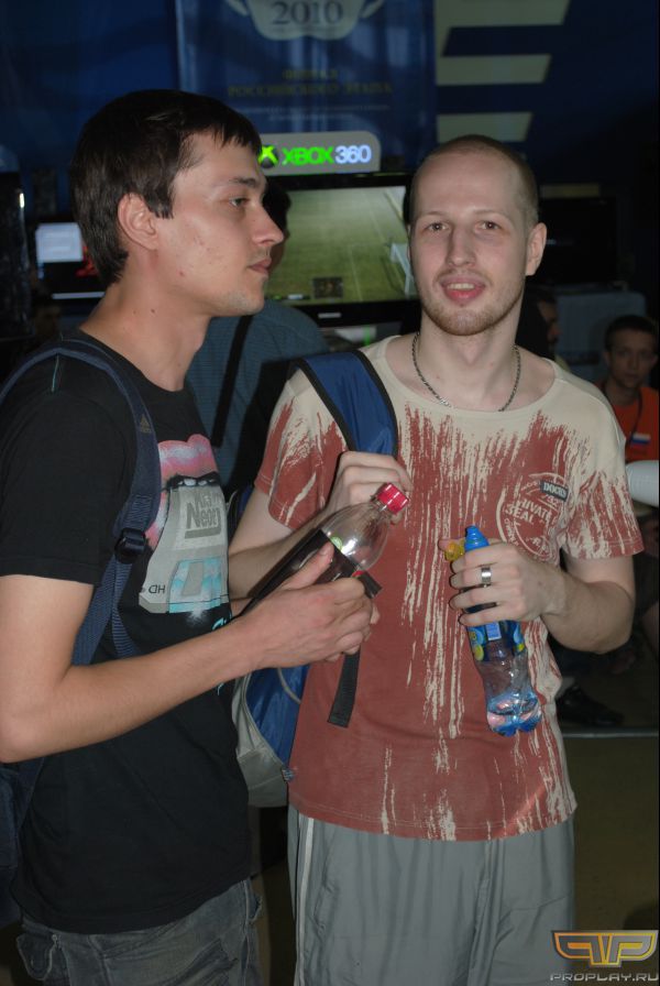 F1N и Snoop в ожидании игр F1N и Snoop в ожидании игр