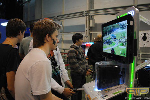 Какая-то гоночная игра Какая-то гоночная игра