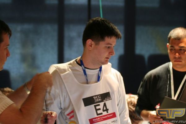 Зевс решает технические проблемы. Зевс решает технические проблемы.