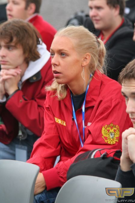 Runcha активно переживала, нервничала, и кричала Runcha активно переживала, нервничала, и кричала