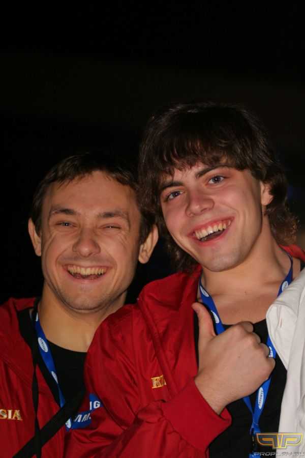 Escape и EX кривлялись Escape и EX кривлялись