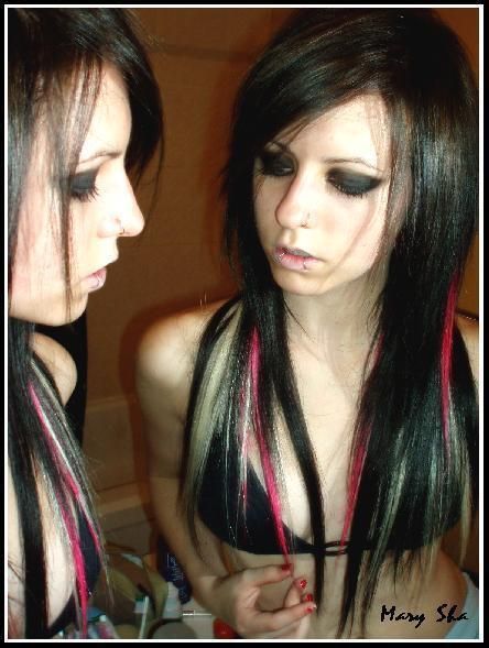 HotEmoGirl 147